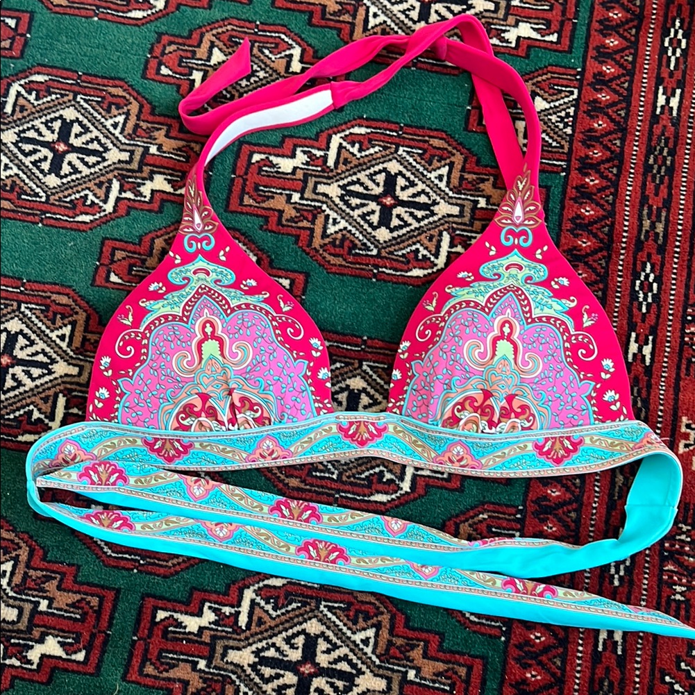 Victoria's Secret Nwot Vibrant Pink And Blue Bikini Top
